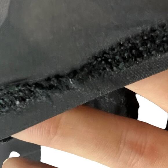 ATHLETA Lightning Capri size Small Tall Black - Picture 4 of 5